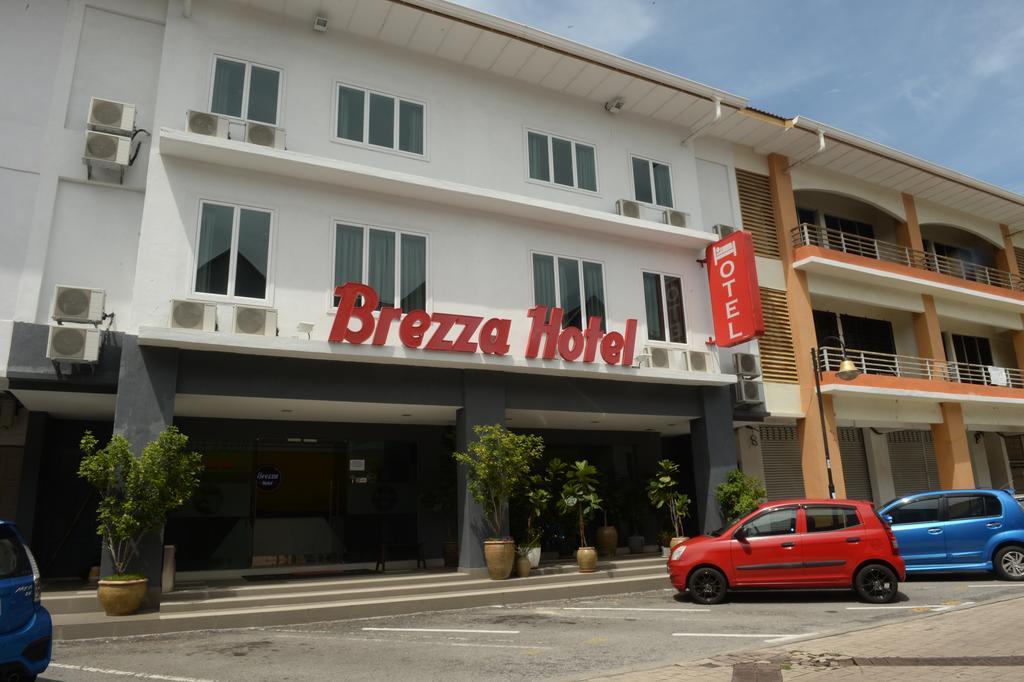 Brezza Hotel Lumut Exterior foto